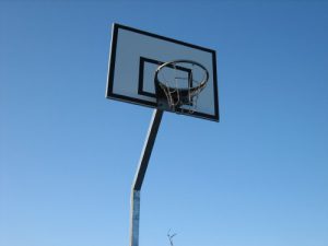 Basketbalpaal met bord - Openbaar gebruik