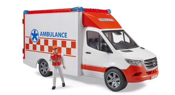 Bruder 02676 Mercedes Sprinter Ambulance met verpleger